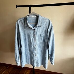 Foxcroft Light Wash Denim Button Front Shirt 24W